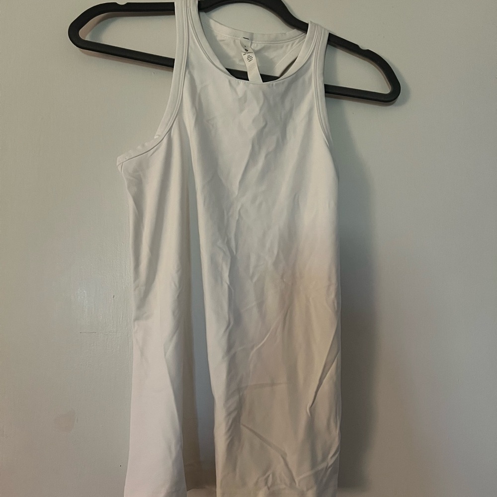 Lululemon tank with built in bra